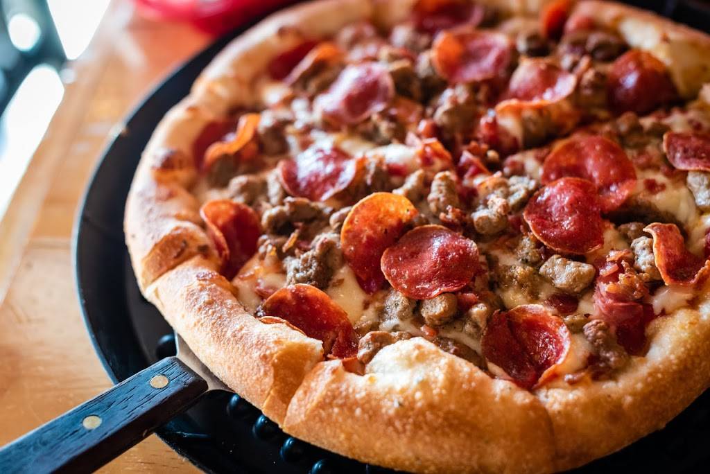 Greeks Pizzeria | restaurant | 120 E Main St, Carmel, IN 46032, USA | 3178481969 OR +1 317-848-1969