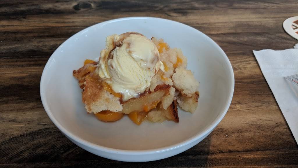 Local Pint | restaurant | 2750 Churchill Dr #170, Flower Mound, TX 75022, USA | 2142853628 OR +1 214-285-3628