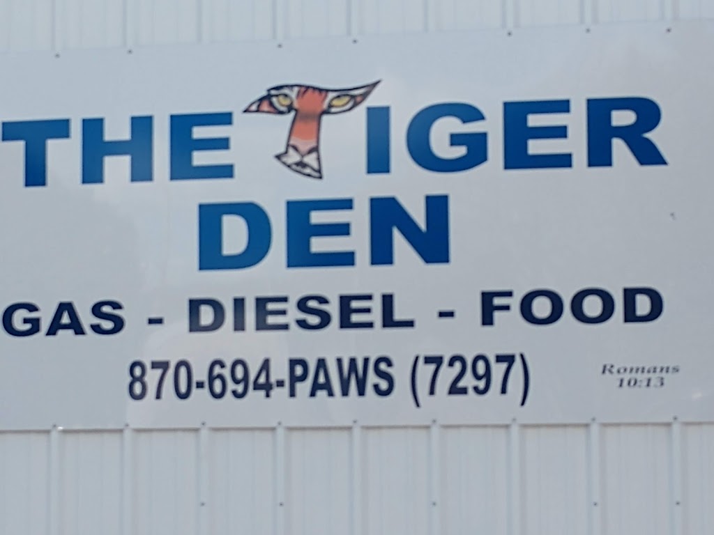 The Tiger Den | restaurant | 102 E Pine St, Taylor, AR 71861, USA | 8706947297 OR +1 870-694-7297