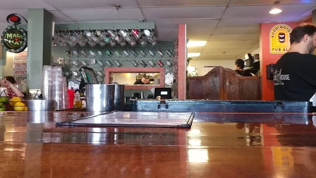 Springvale Publick House | restaurant | 481 Main St C, Springvale, ME 04083, USA | 2078504677 OR +1 207-850-4677