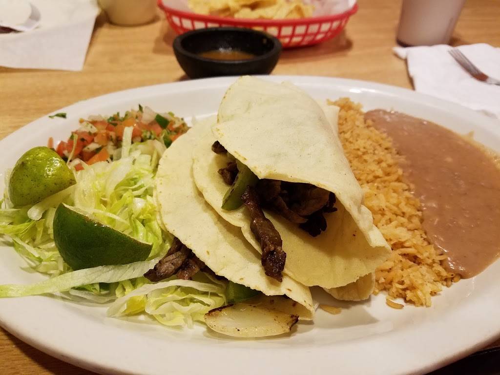 Cuquitas Restaurant | restaurant | 13260 Josey Lane, Valley View Ln, Farmers Branch, TX 75234, USA | 9722431491 OR +1 972-243-1491