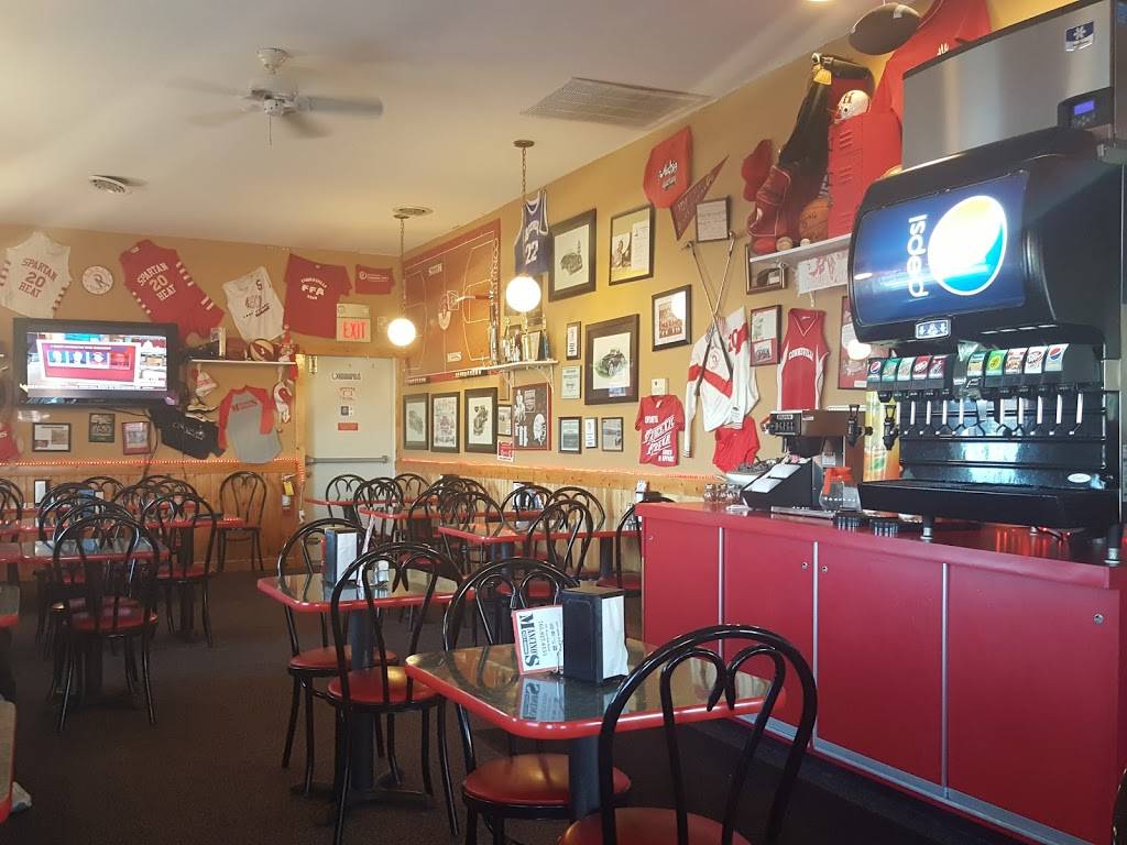 Mancinos of Connersville | restaurant | 303 W 30th St, Connersville, IN 47331, USA | 7658276155 OR +1 765-827-6155