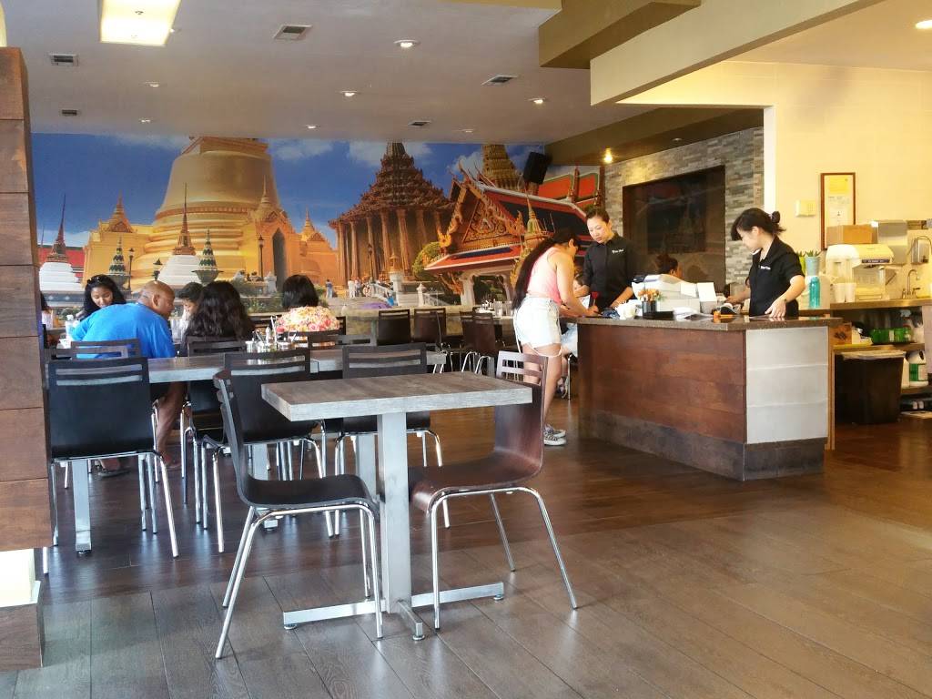 Krua Thai Restaurant | restaurant | 13130 Sherman Way, North Hollywood, CA 91605, USA | 8187597998 OR +1 818-759-7998