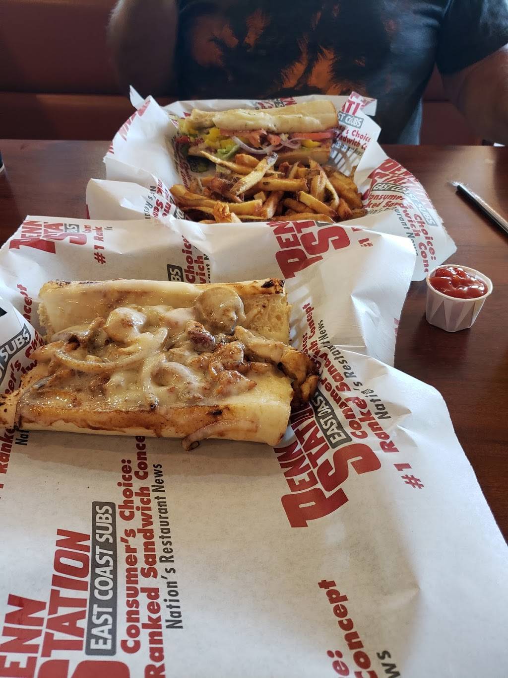 Penn Station East Coast Subs | meal takeaway | 3020 E Saginaw St, Lansing, MI 48912, USA | 5179935016 OR +1 517-993-5016