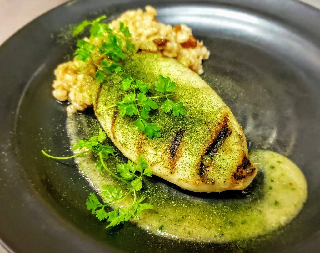 Aniq | restaurant | 403 Roncesvalles Ave, Toronto, ON M6R 2N1, Canada | 4165882930 OR +1 416-588-2930