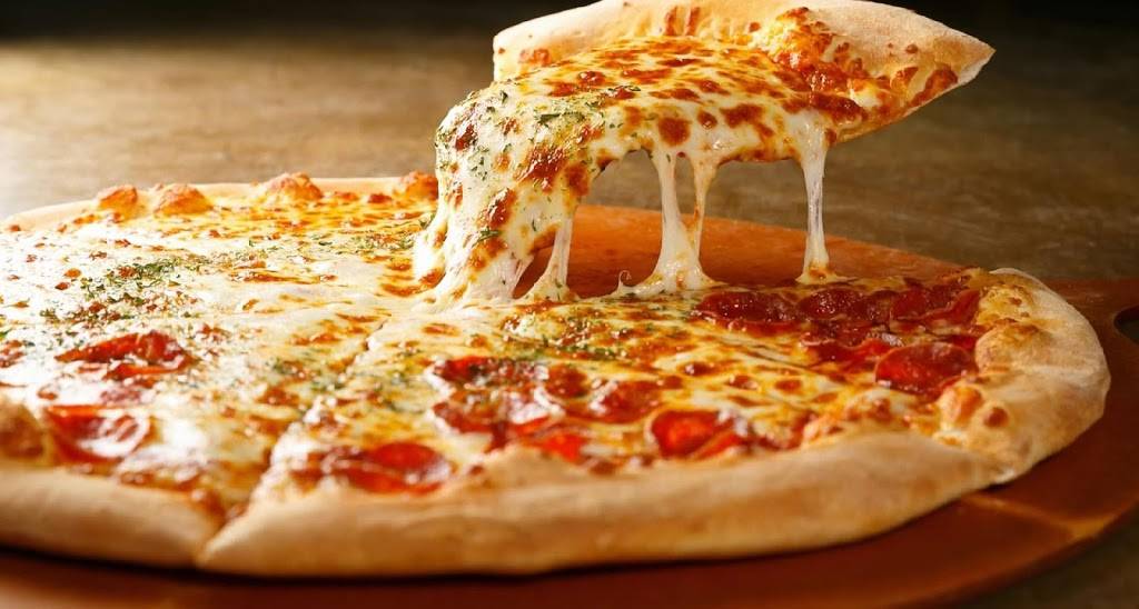 Titos Pizza | restaurant | 7 Market St, Paris, ON N3L 3A3, Canada | 5194429600 OR +1 519-442-9600