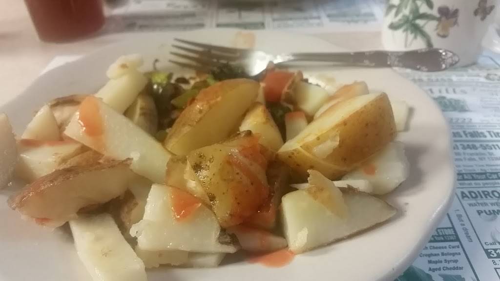 Forestport Diner | restaurant | 12226 Woodhull Rd, Forestport, NY 13338, USA | 3153922230 OR +1 315-392-2230