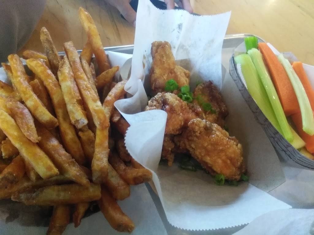 Fire Wings Lodi | restaurant | 1379 S Lower Sacramento Rd #501, Lodi, CA 95242, USA | 2092488044 OR +1 209-248-8044