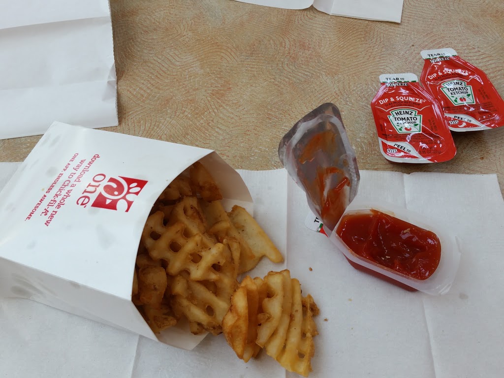 Chick-fil-A | restaurant | 14045 Abercorn St #2604, Savannah, GA 31419, USA | 9129203550 OR +1 912-920-3550