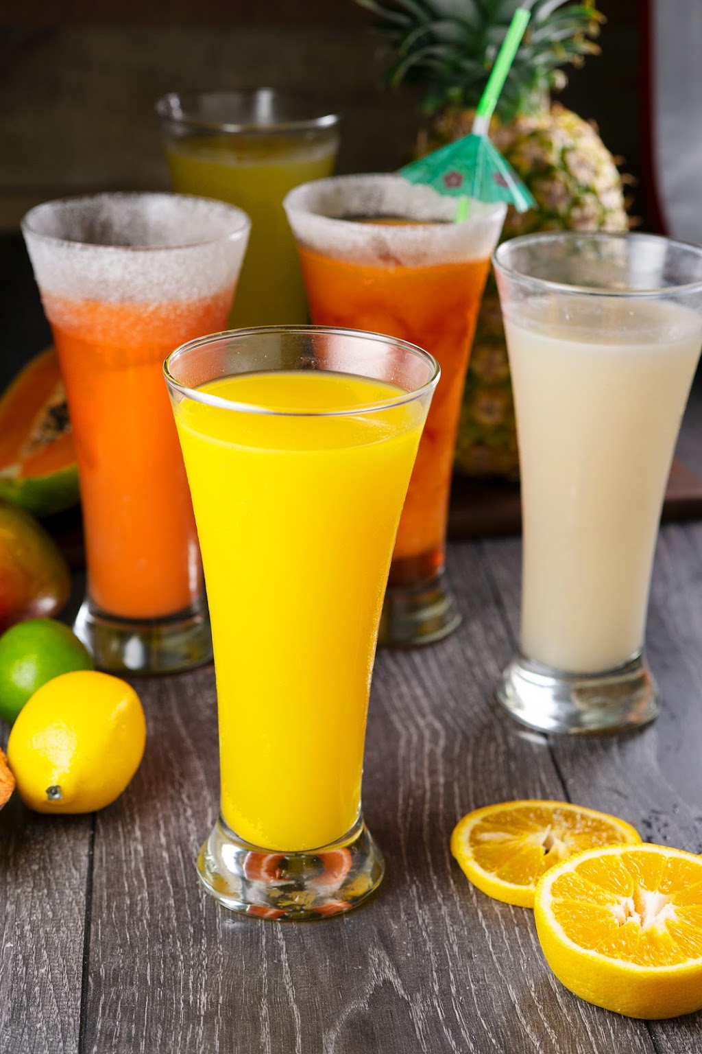 El Rinconcito Latino Calle Ocho | restaurant | 8488 SW 8th St, Miami, FL 33144, USA | 7867035780 OR +1 786-703-5780