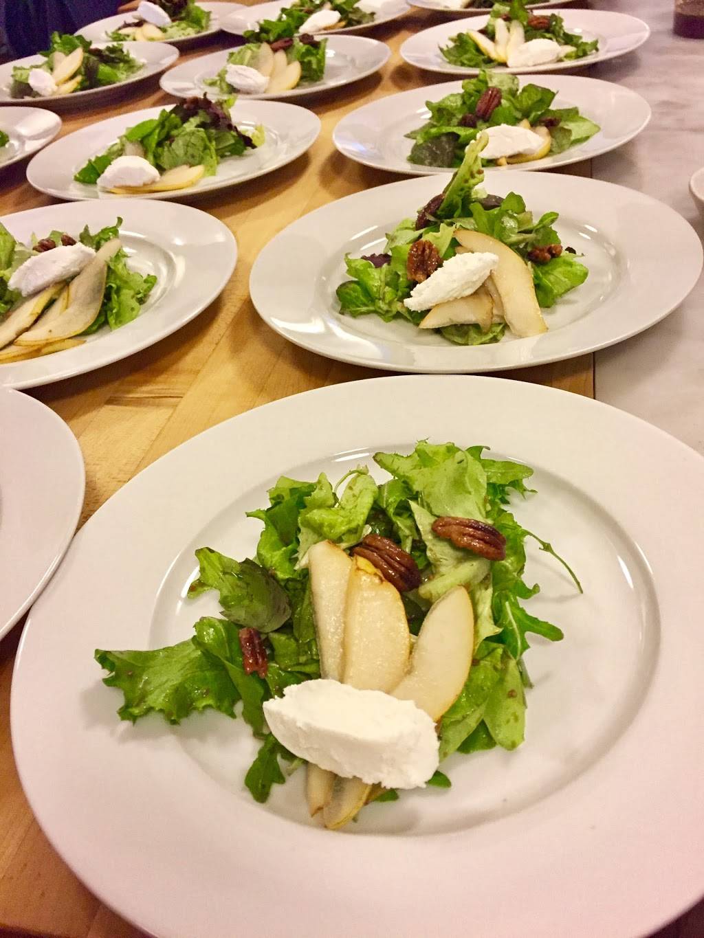 The Kitchen | restaurant | 86 N Sykes St, Meaford, ON N4L 1N8, Canada | 5195381208 OR +1 519-538-1208