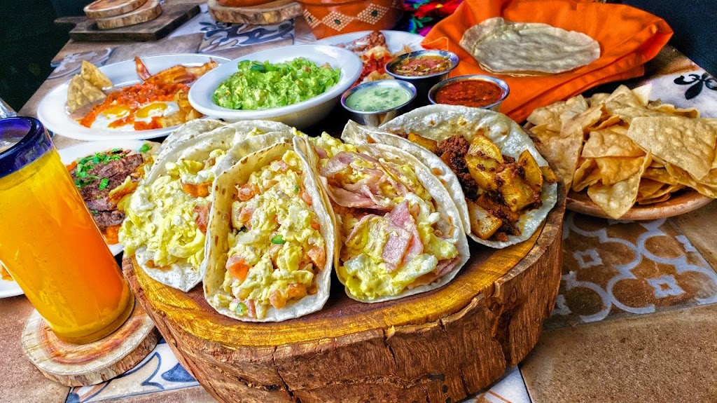 Hacienda Arandas | restaurant | 611 Shiloh Drive 13 & 14, Laredo, TX 78045, USA | 9565680166 OR +1 956-568-0166