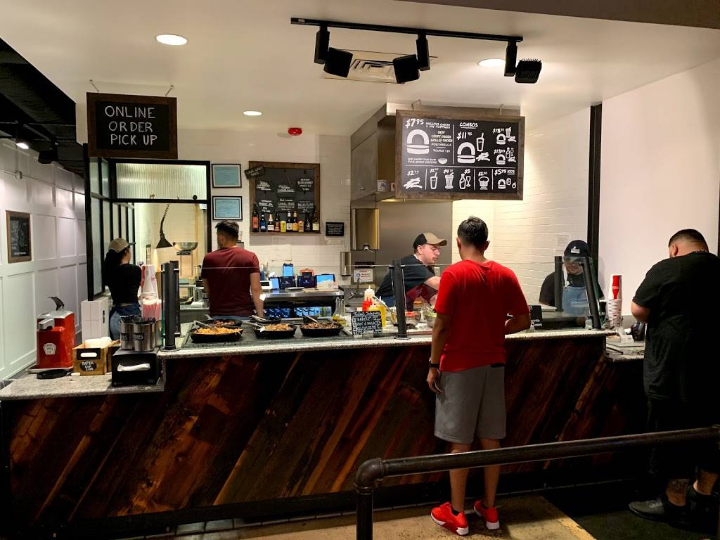 Dugg Burger | restaurant | 9540 Garland Rd #407, Dallas, TX 75218, USA | 2145846261 OR +1 214-584-6261