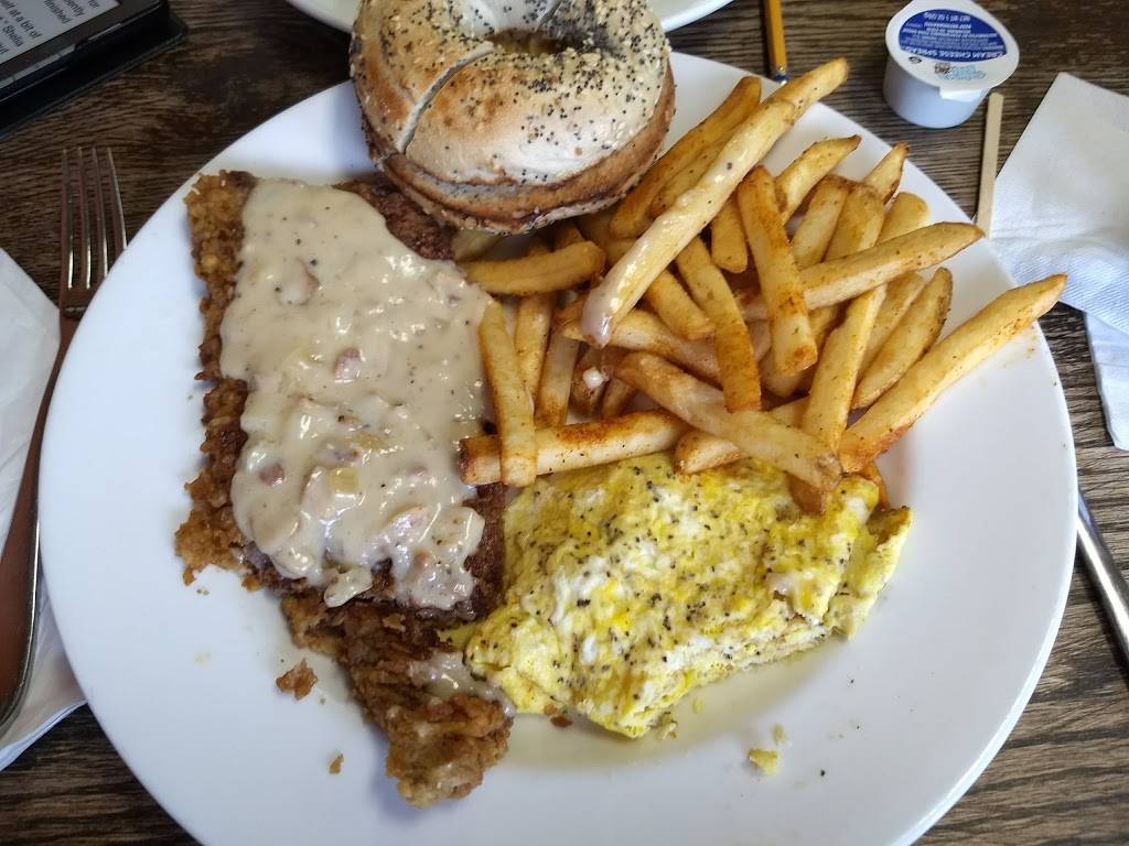 Blue Rooster Café | cafe | 1372 Cape St Claire Rd, Annapolis, MD 21409, USA | 4107575232 OR +1 410-757-5232