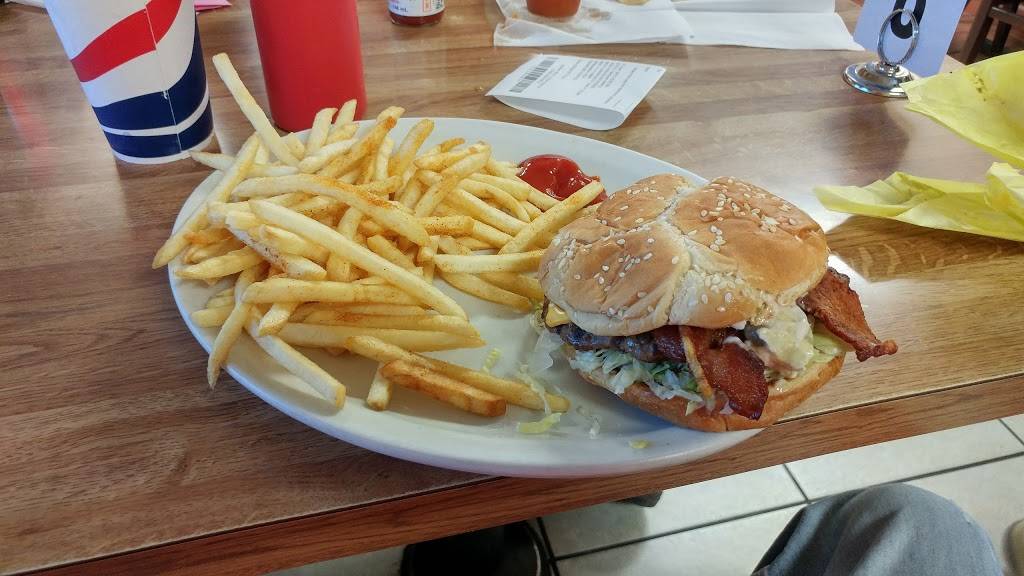 All Star Burgers | restaurant | 70065 Dillon Rd, Desert Hot Springs, CA 92241, USA | 7603299900 OR +1 760-329-9900