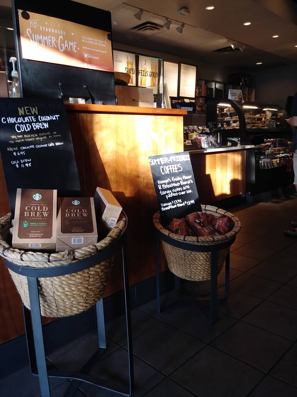 Starbucks | cafe | 2837 S Diamond Bar Blvd, Diamond Bar, CA 91765, USA | 9095954719 OR +1 909-595-4719