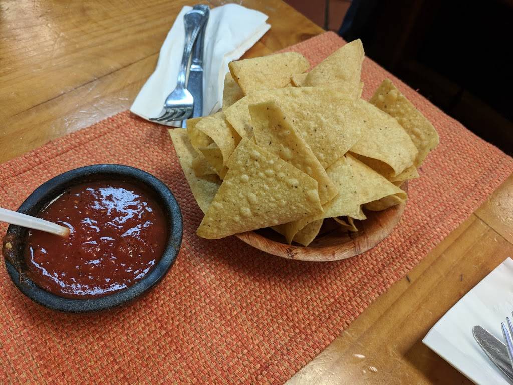 La Quinta | restaurant | 2425 Mission St, San Francisco, CA 94110, USA | 4156479000 OR +1 415-647-9000