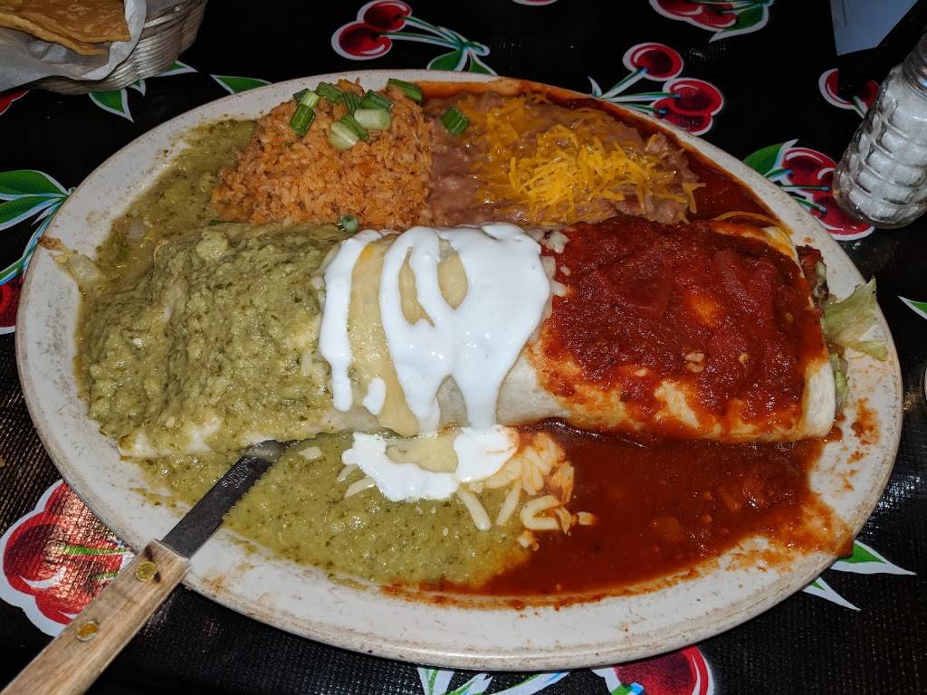 La Cucaracha Mexican Restaurante | restaurant | 36 Dale St S, St Paul, MN 55102, USA | 6512219682 OR +1 651-221-9682