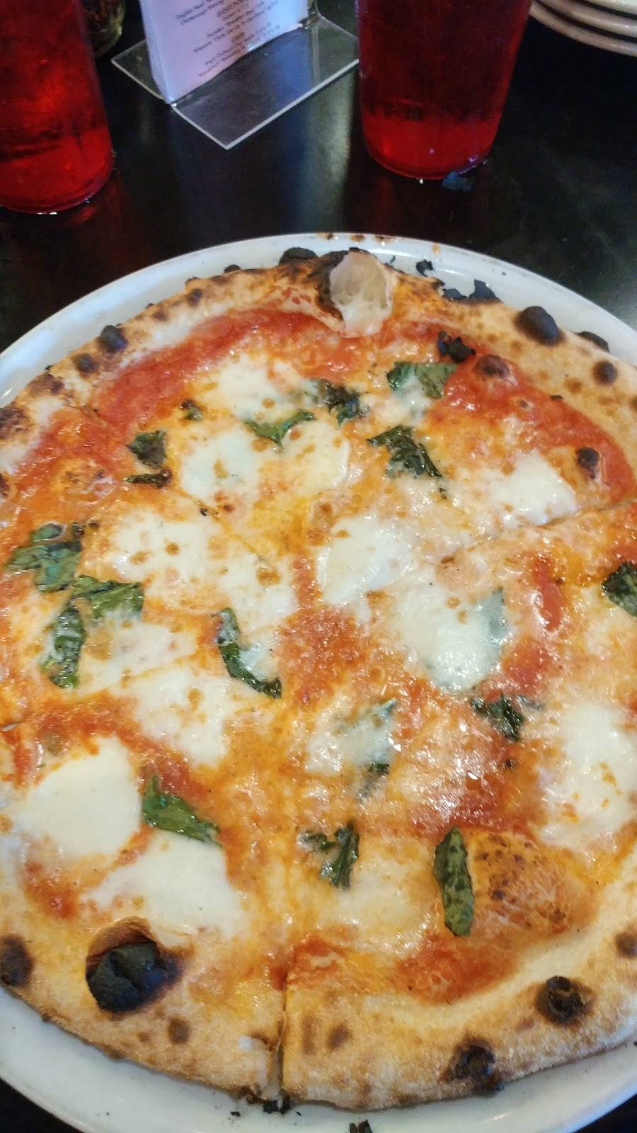 Community Pie | restaurant | 850 Market St, Chattanooga, TN 37402, USA | 4234861743 OR +1 423-486-1743