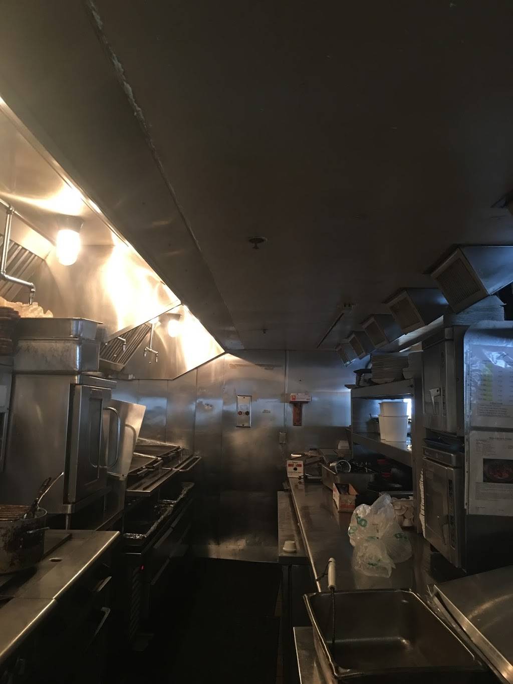 A&w cleaning services | restaurant | 327 W 68th St, Los Angeles, CA 90003, USA | 3233857990 OR +1 323-385-7990