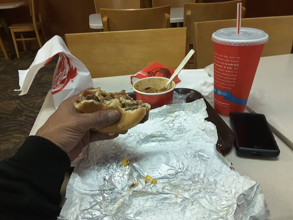 Wendys | restaurant | 439 S Wayne Rd, Westland, MI 48186, USA | 7347285770 OR +1 734-728-5770