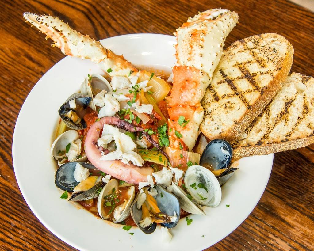 Pandora Seafood House & Bar | restaurant | 36 A Maryland Ave, Rockville, MD 20850, USA | 3016379196 OR +1 301-637-9196