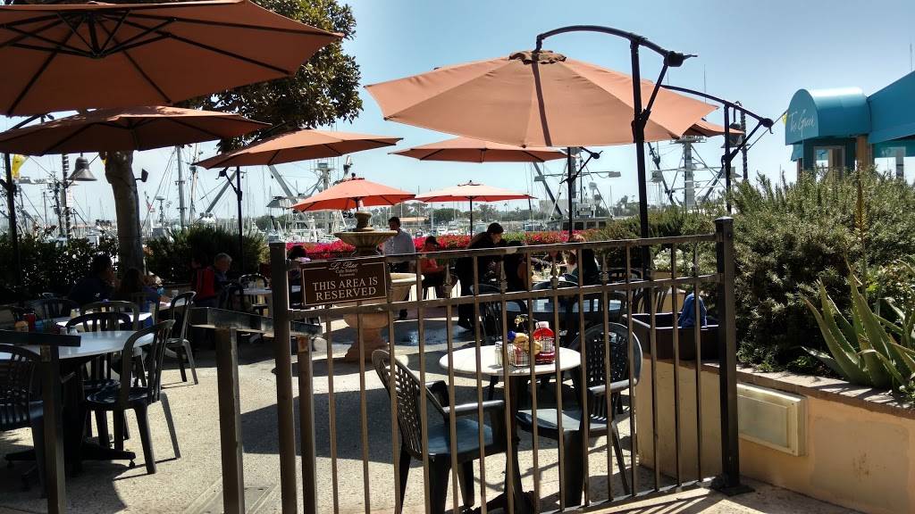 Le Petit Cafe And Bakery | restaurant | 1591 Spinnaker Dr #112, Ventura, CA 93001, USA | 8056421191 OR +1 805-642-1191
