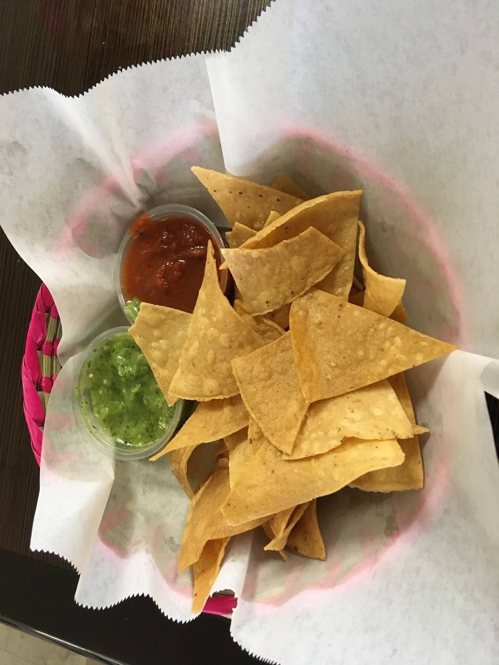 Yoguis Restaurant | restaurant | 9208 1/2 Alondra Blvd, Bellflower, CA 90706, USA | 5625268039 OR +1 562-526-8039