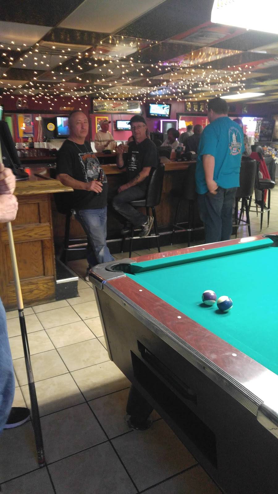 Jimmies Paddock | restaurant | 4740 Crain Hwy, White Plains, MD 20695, USA | 3019320371 OR +1 301-932-0371