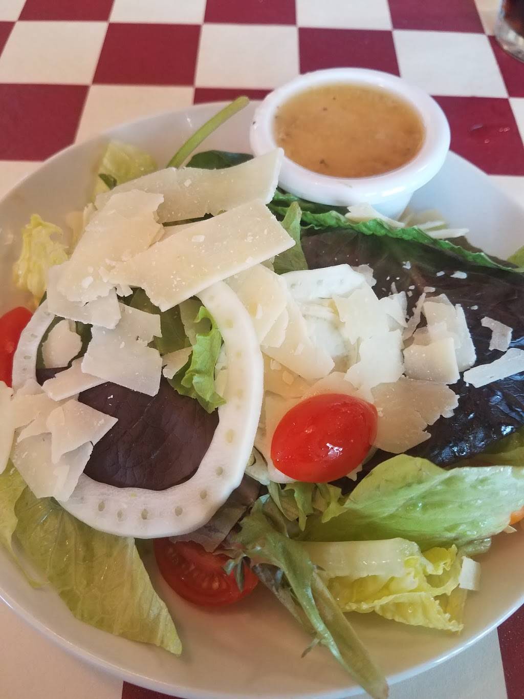 Giordanos | restaurant | 1505 S Randall Rd, Algonquin, IL 60102, USA | 8478540076 OR +1 847-854-0076