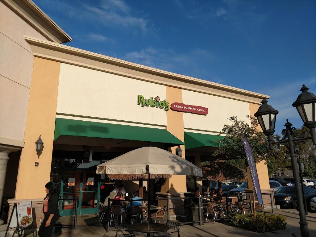 Rubios | restaurant | 27055 McBean Pkwy, Valencia, CA 91355, USA | 6612542239 OR +1 661-254-2239