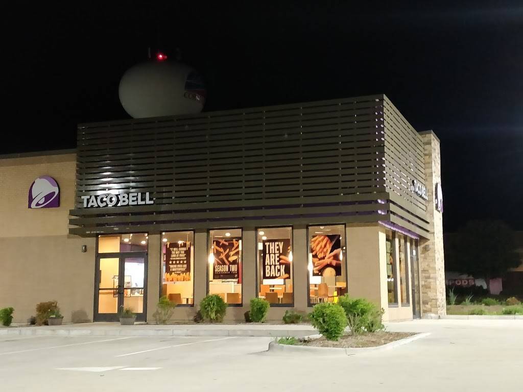Taco Bell | meal takeaway | 2771 Heartland Dr, Coralville, IA 52241, USA | 3195452455 OR +1 319-545-2455
