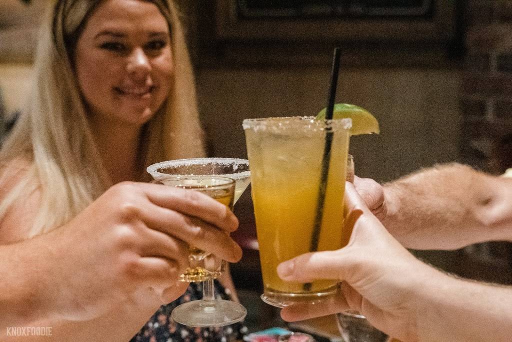 Cappuccinos | restaurant | 7316 Kingston Pike, Knoxville, TN 37919, USA | 8656733422 OR +1 865-673-3422