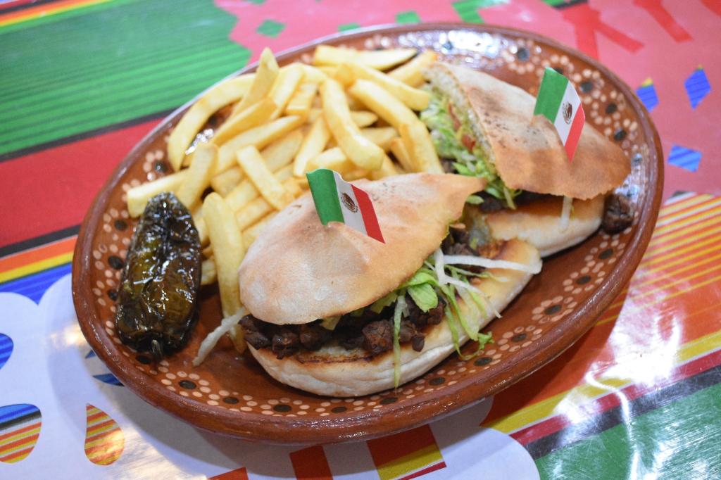 TACO H MEXICAN GRILL | restaurant | 13025 Lomas Blvd NE, Albuquerque, NM 87112, USA | 5058594116 OR +1 505-859-4116