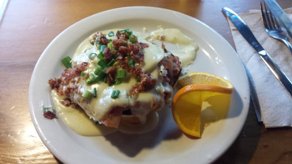 Moon & Raven Public House | restaurant | 155 W 4th St, Williamsport, PA 17701, USA | 5706519441 OR +1 570-651-9441