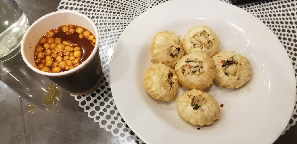 Punjabi Haveli Sweets and Restaurant | restaurant | 130 Westmore Dr #1, Etobicoke, ON M9V 5E2, Canada | 4168551519 OR +1 416-855-1519