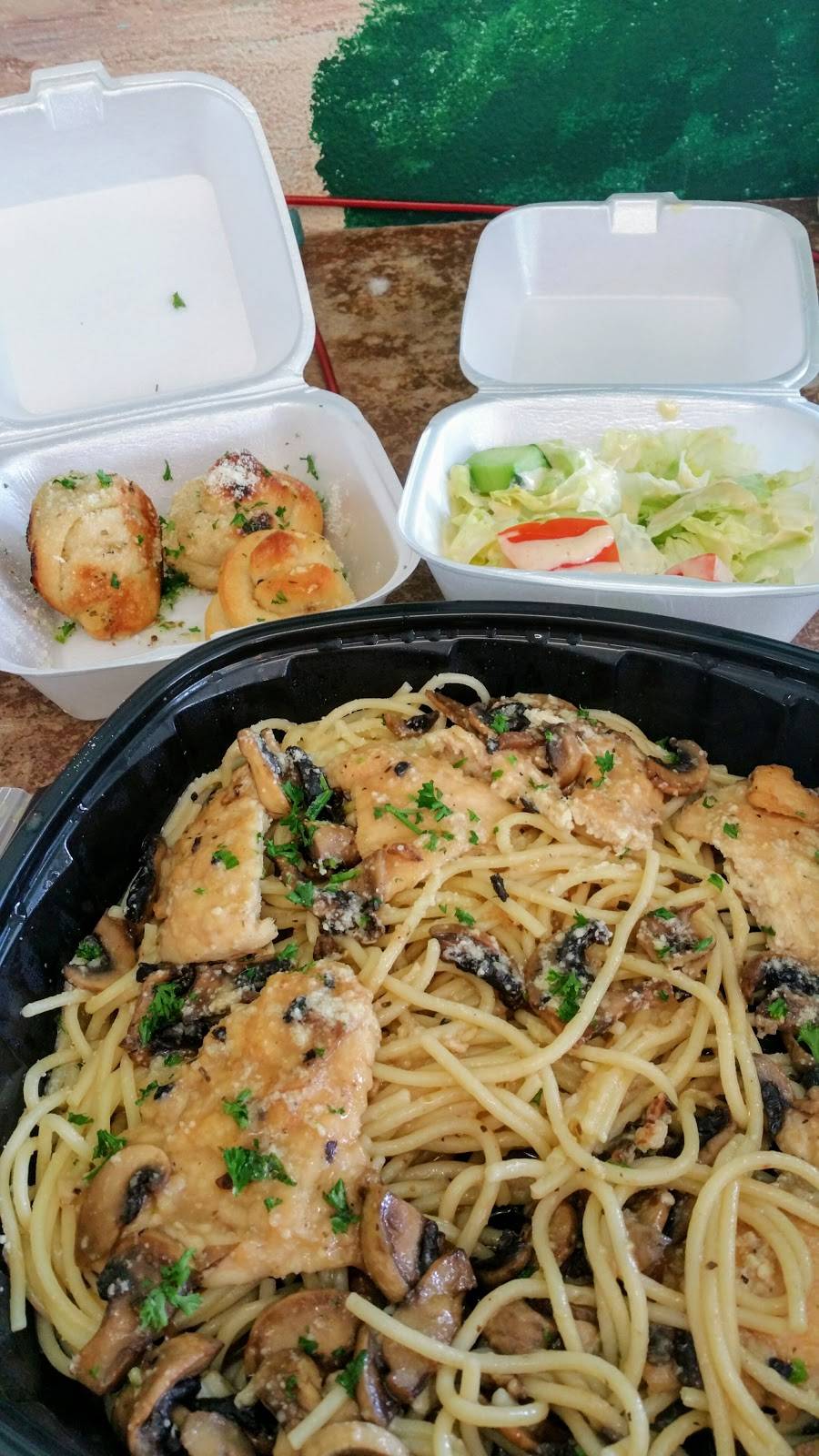 Marios Pizza Italian Restaurant | restaurant | 2829, 1443 S Belcher Rd, Clearwater, FL 33764, USA | 7275351000 OR +1 727-535-1000