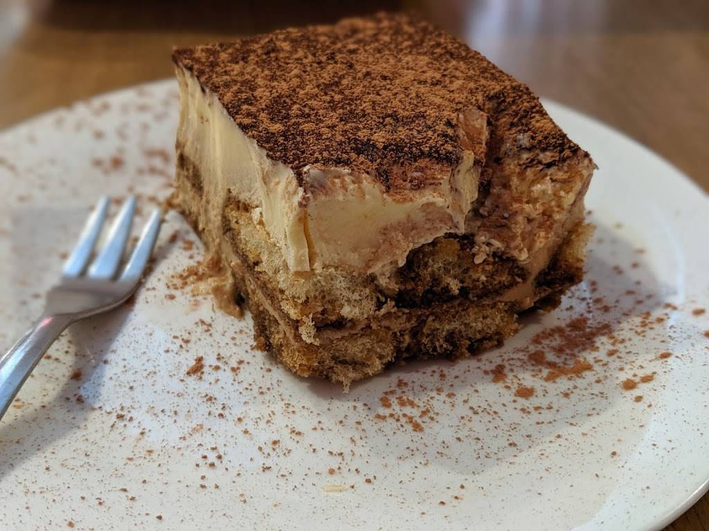 Sandra Ds Italian Garden | restaurant | 1330 Main St, Auburn, IN 46706, USA | 2609277282 OR +1 260-927-7282