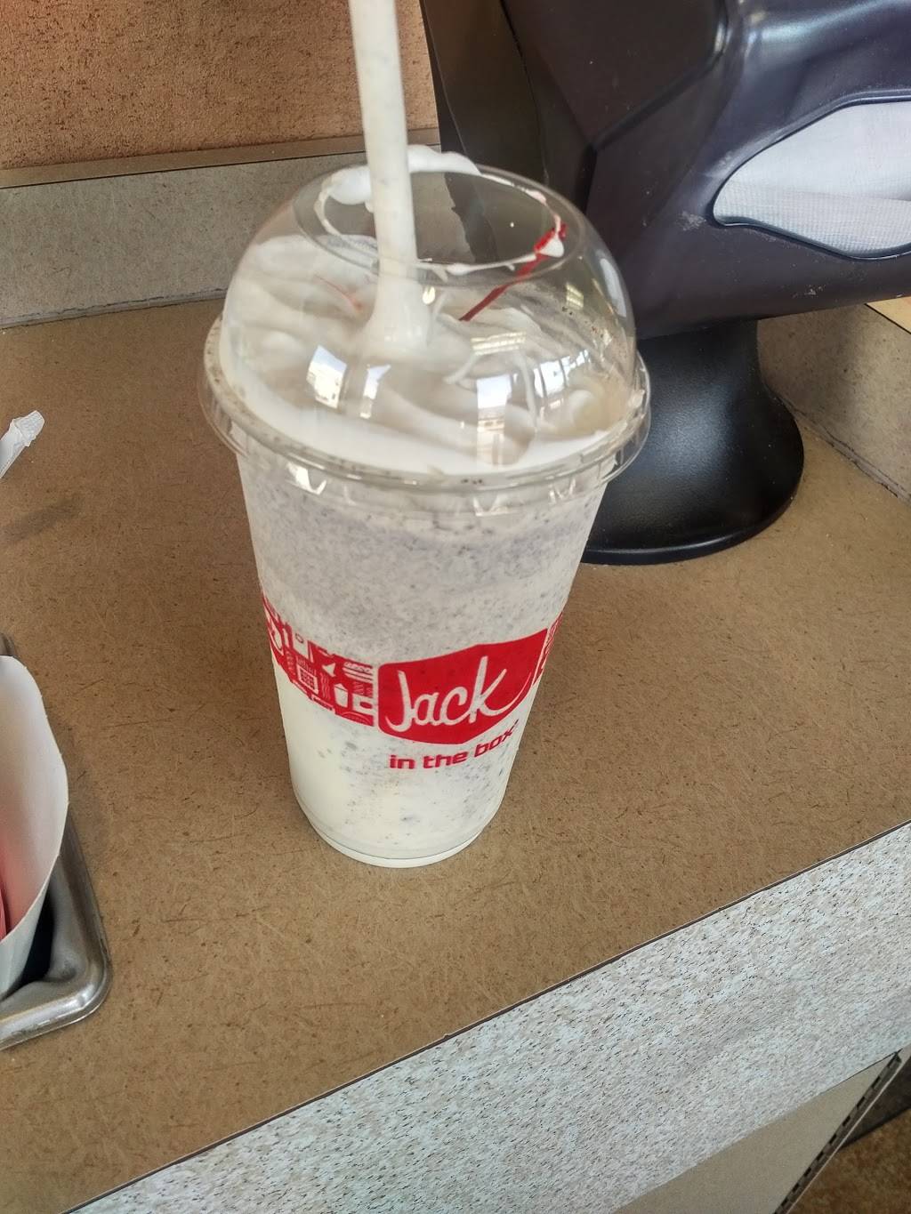 Jack in the Box | restaurant | 17744 Chatsworth St, Granada Hills, CA 91344, USA | 8183639013 OR +1 818-363-9013