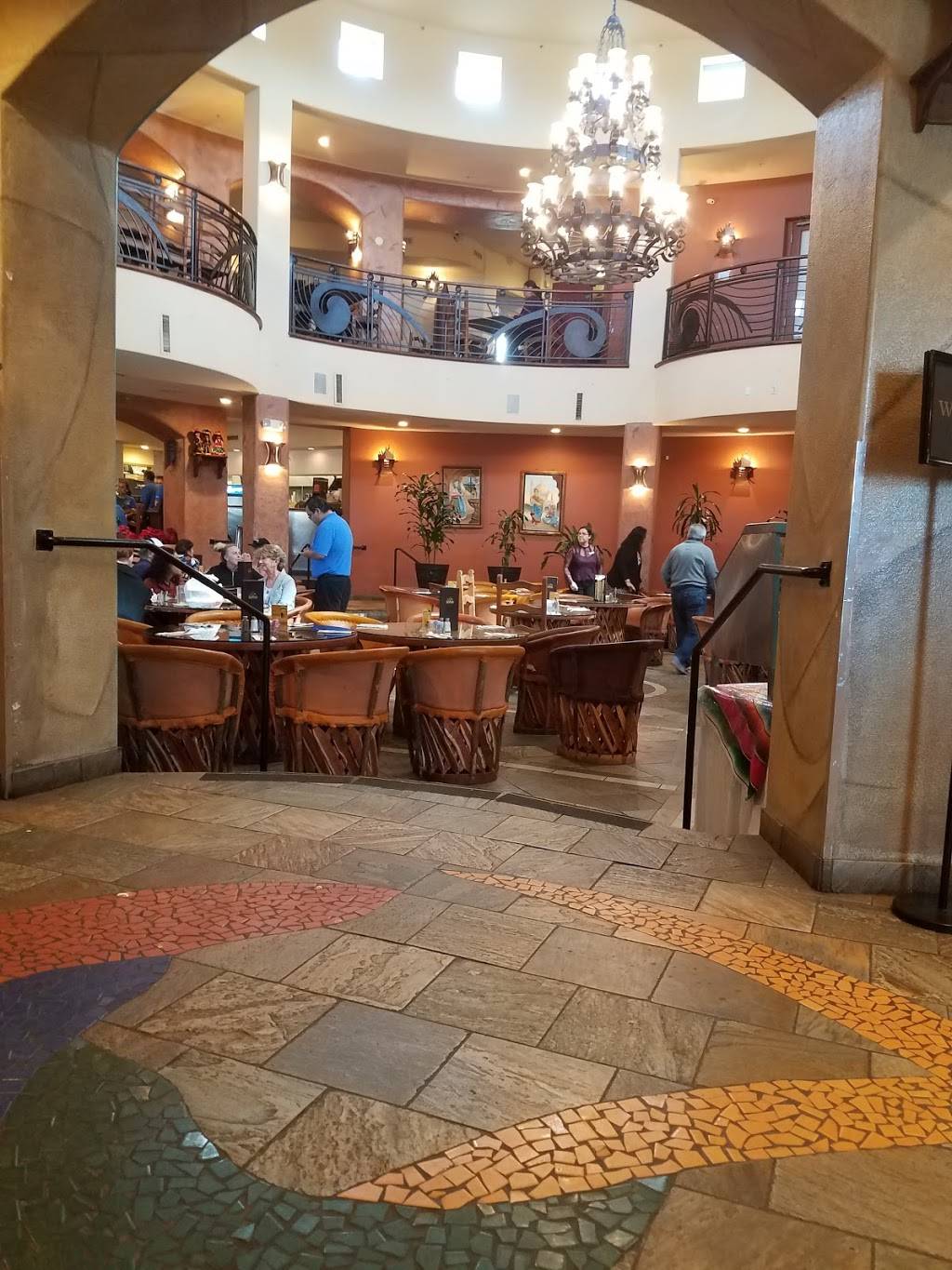 Mi Guadalajara Restaurant | restaurant | 525 W 2nd Ave, Escondido, CA 92025, USA | 7607464371 OR +1 760-746-4371