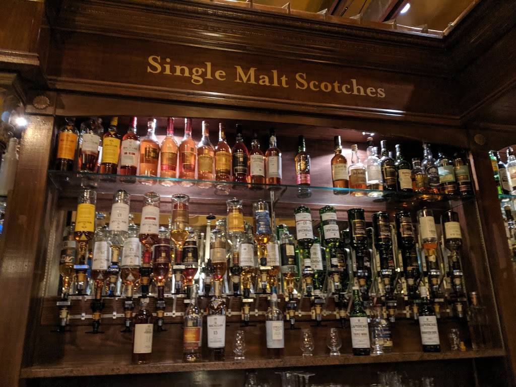 Nicholsons Tavern & Pub | restaurant | 625 Walnut St, Cincinnati, OH 45202, USA | 5135649111 OR +1 513-564-9111