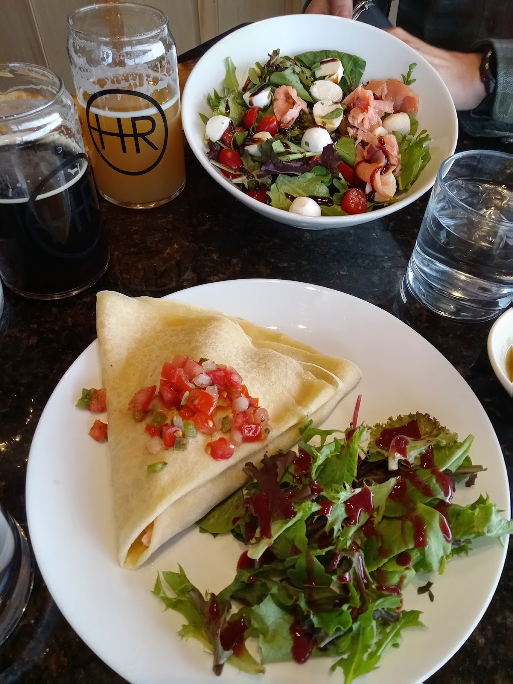 HR Bistro + Bar | restaurant | 680 US-2, Grand Rapids, MN 55744, USA | 2183263458 OR +1 218-326-3458