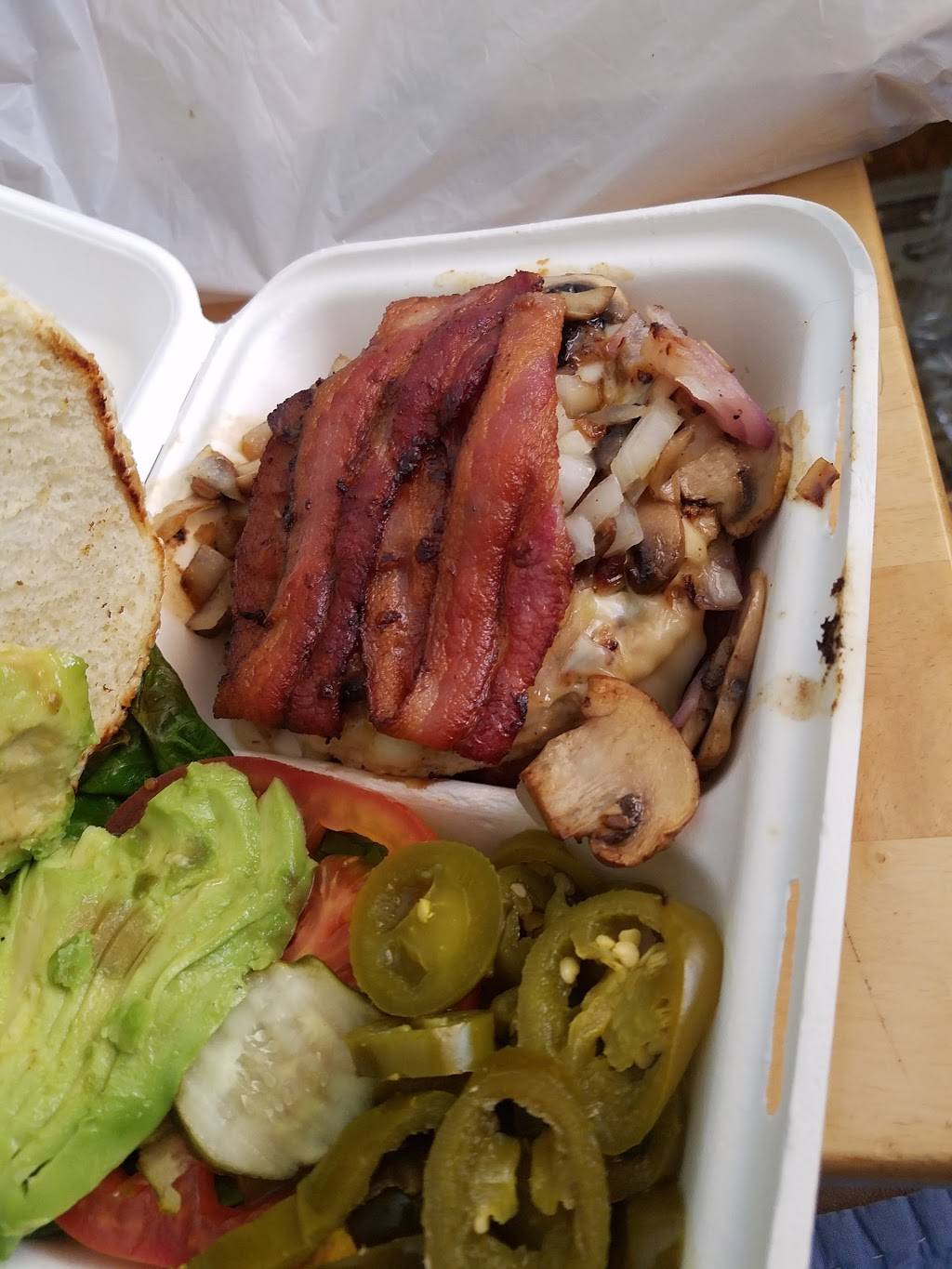 Boulevard Burgers | restaurant | 1027 MacArthur Blvd, San Leandro, CA 94577, USA | 5106323100 OR +1 510-632-3100