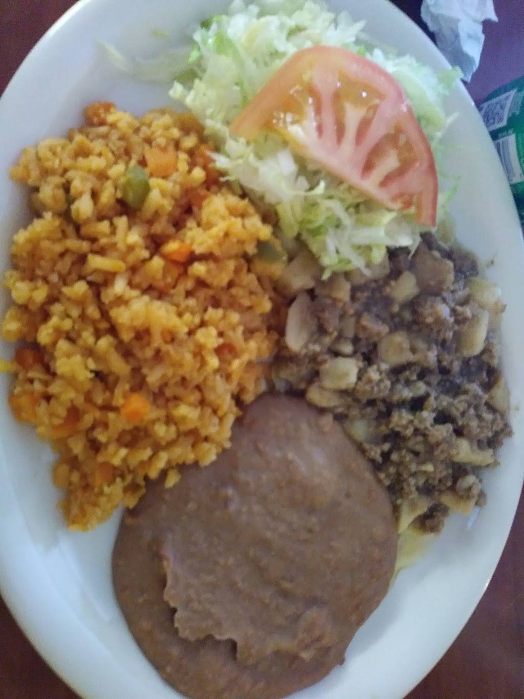 Martina’s Mexican Restaurant | restaurant | 10611 US-181, San Antonio, TX 78223, USA | 2103325037 OR +1 210-332-5037