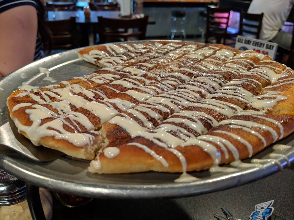 Derby City Pizza Co. | restaurant | 5603 Greenwood Rd, Louisville, KY 40258, USA | 5029337373 OR +1 502-933-7373