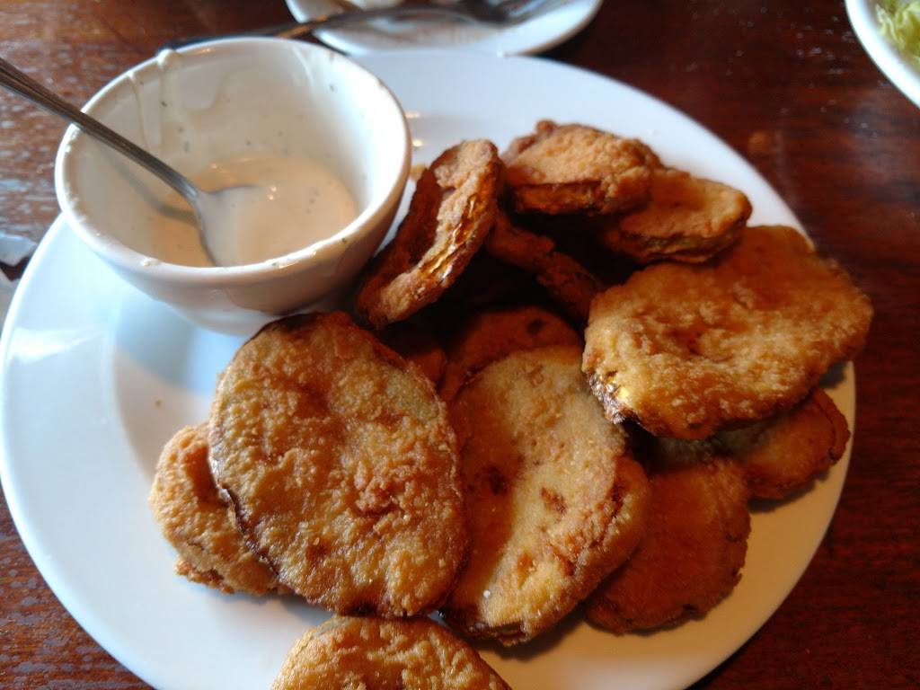 Crown Point Restaurant | restaurant | 2518 Sardis Rd N, Charlotte, NC 28227, USA | 7048471212 OR +1 704-847-1212