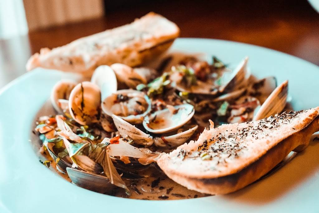 Kaos Pizzeria | restaurant | 1439 S Pearl St, Denver, CO 80210, USA | 3037335267 OR +1 303-733-5267