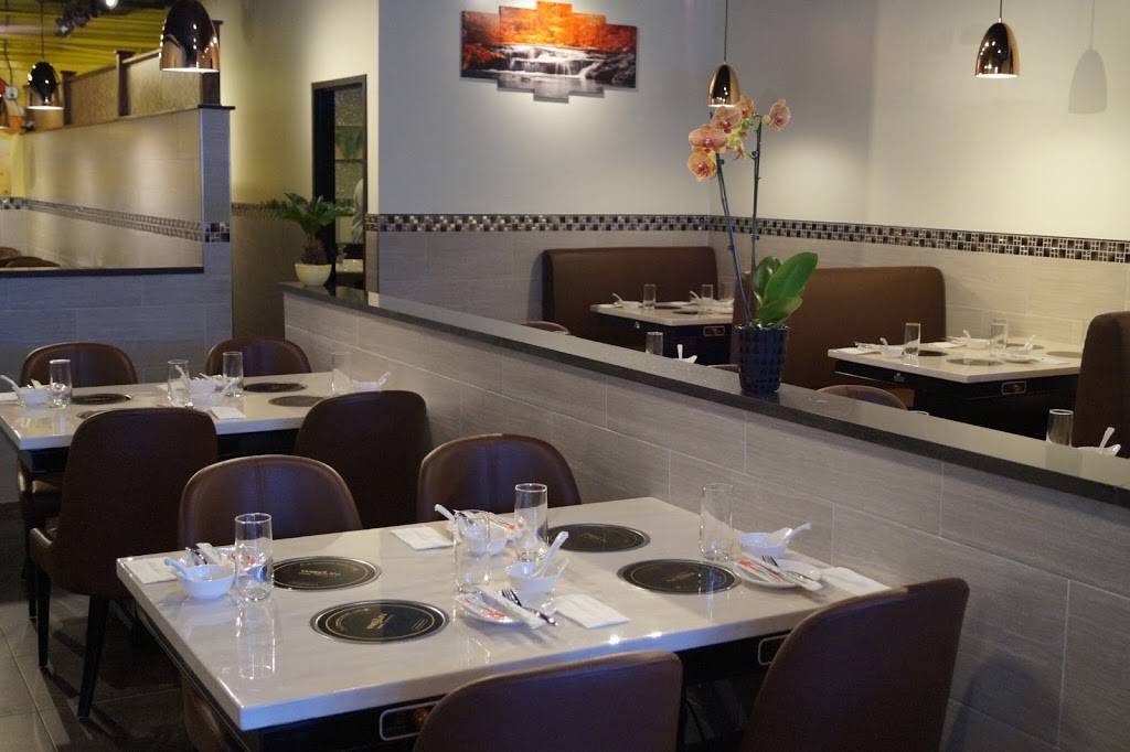 Homei Hot Pot&Sushi | restaurant | 306 N Walnut St, Bloomington, IN 47404, USA | 8126501171 OR +1 812-650-1171