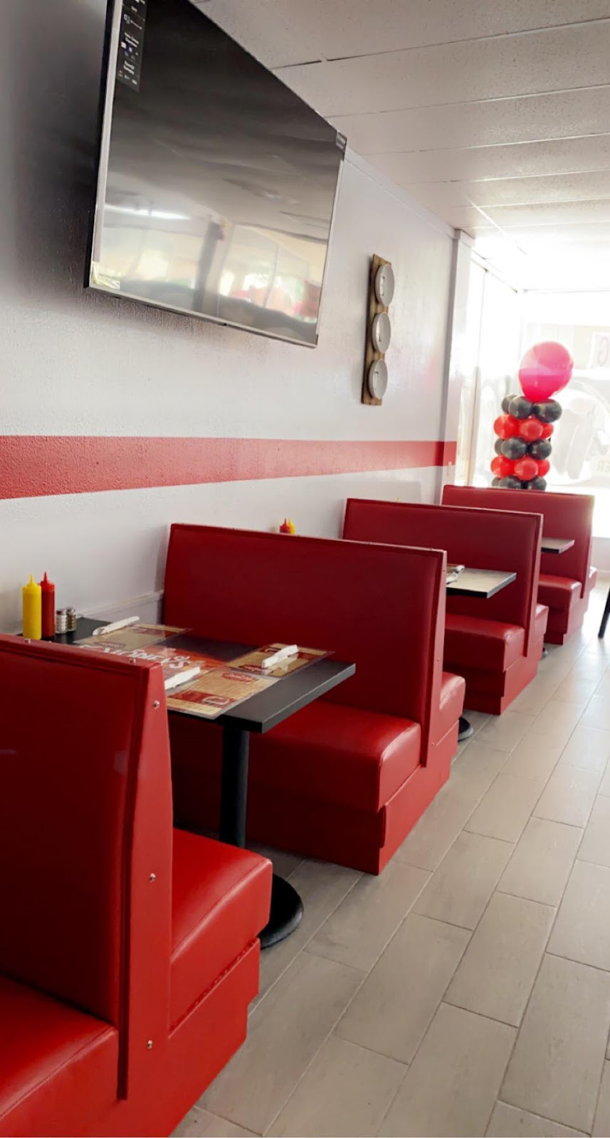 Stoneys BBQ Fort Pierce | restaurant | 2553 S US Hwy 1, Fort Pierce, FL 34982, USA | 7725952406 OR +1 772-595-2406