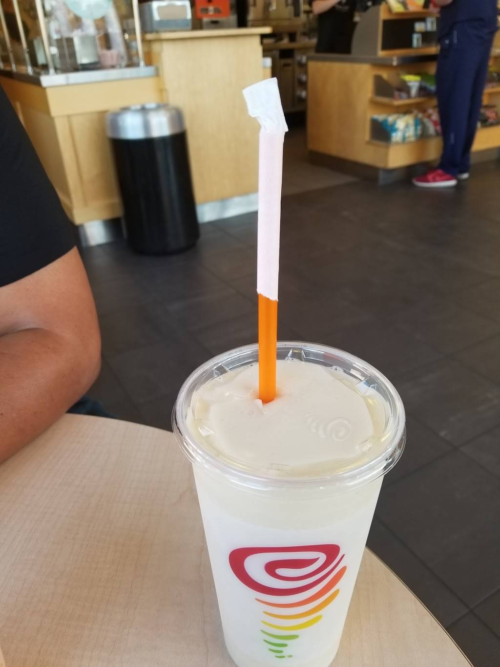 Jamba Juice 1-17 & Thunderbird | restaurant | 2737 W. Thunderbird Ste.. 101, Phoenix, AZ 85053, USA | 6029384545 OR +1 602-938-4545